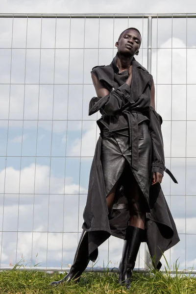 Look 32
